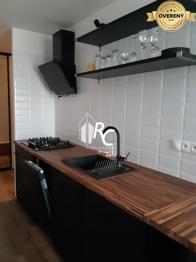 Rent One bedroom apartment, One bedroom apartment, Rumunskej armády, M