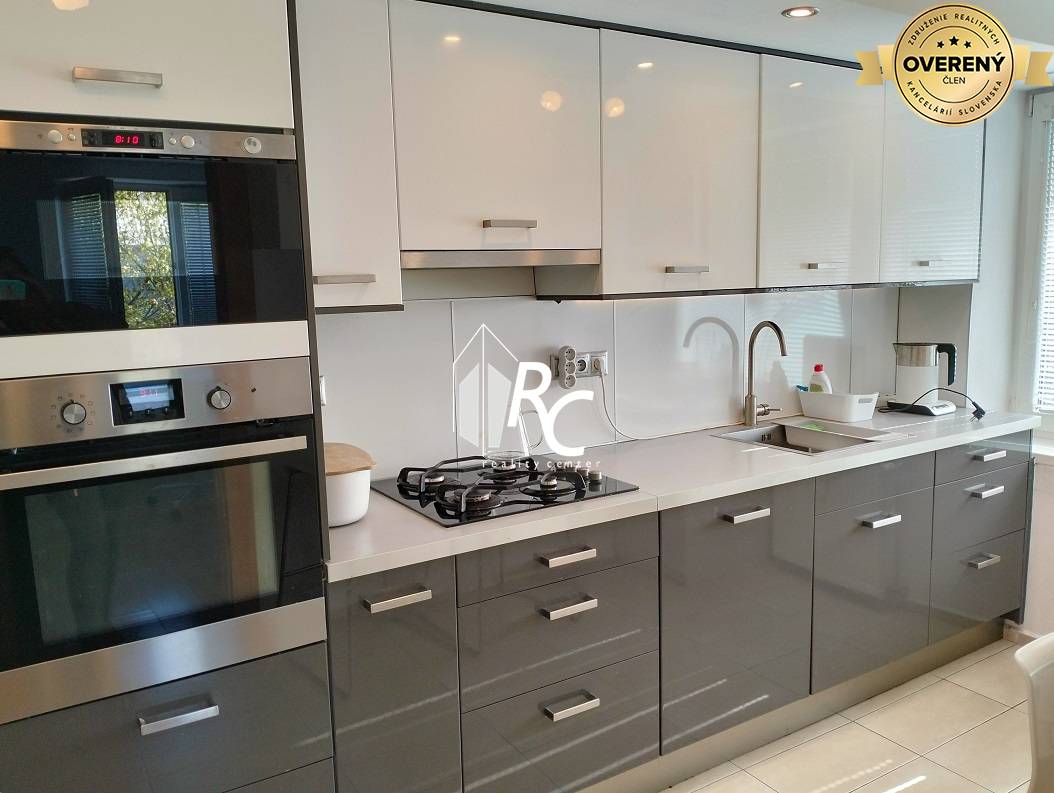 Rent Two bedroom apartment, Two bedroom apartment, Červenej armády, Ma