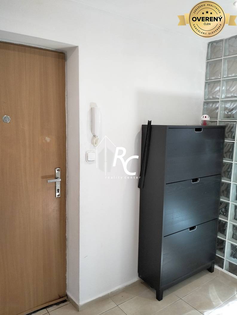 Rent Two bedroom apartment, Two bedroom apartment, Červenej armády, Ma