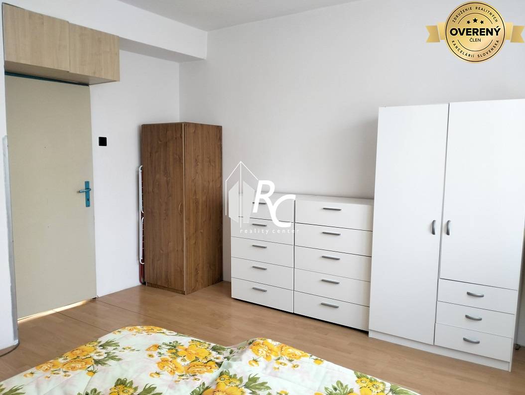 Sale One bedroom apartment, One bedroom apartment, Hviezdoslavova, Čad