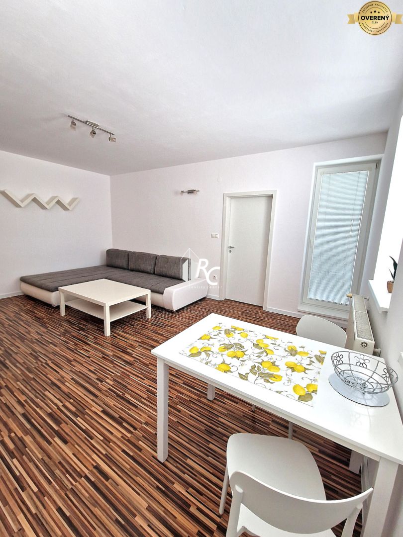 Rent One bedroom apartment, One bedroom apartment, Štúrovo nám., Marti
