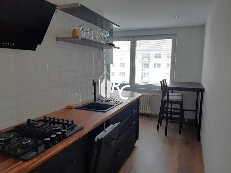 Rent One bedroom apartment, One bedroom apartment, Rumunskej armády, M